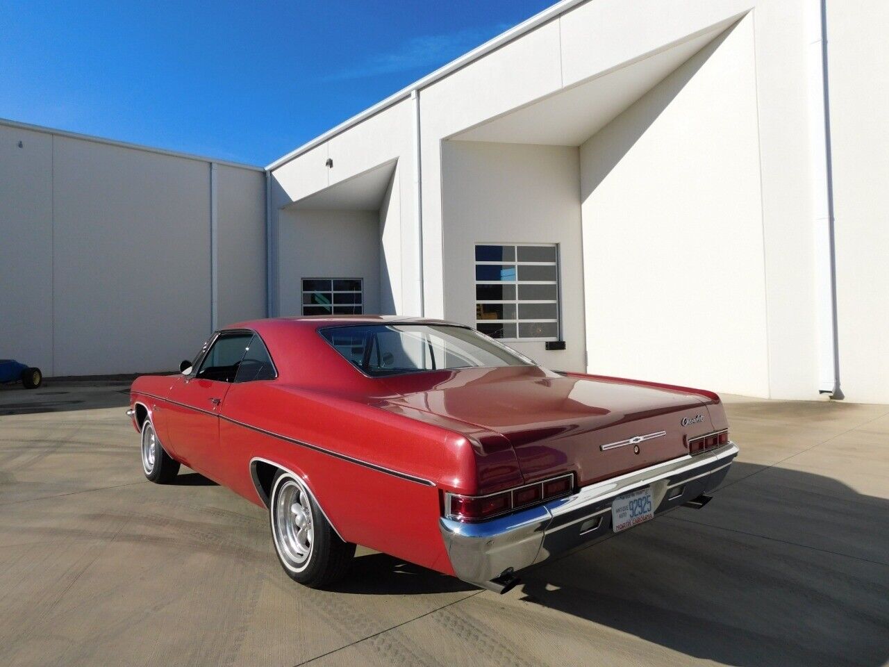 Chevrolet-Impala-Coupe-1966-Red-Black-12173-8