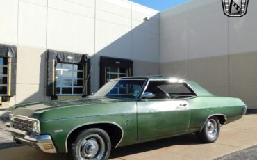 Chevrolet-Impala-Coupe-1970-Green-Green-22054-5