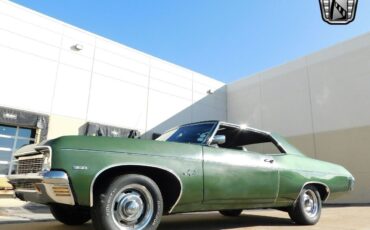 Chevrolet-Impala-Coupe-1970-Green-Green-22054-7