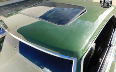 Chevrolet-Impala-Coupe-1970-Green-Green-22054-9