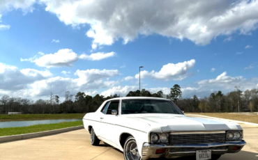 Chevrolet-Impala-Coupe-1970-White-Black-160934-1