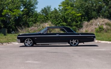 Chevrolet-Impala-SS-Matching-Numbers-1964-Black-Red-0-1