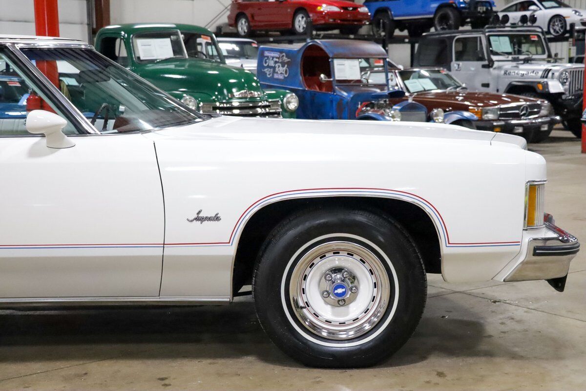 Chevrolet-Impala-Sport-Coupe-Coupe-1974-White-White-29060-10