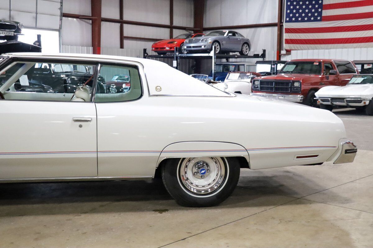 Chevrolet-Impala-Sport-Coupe-Coupe-1974-White-White-29060-4