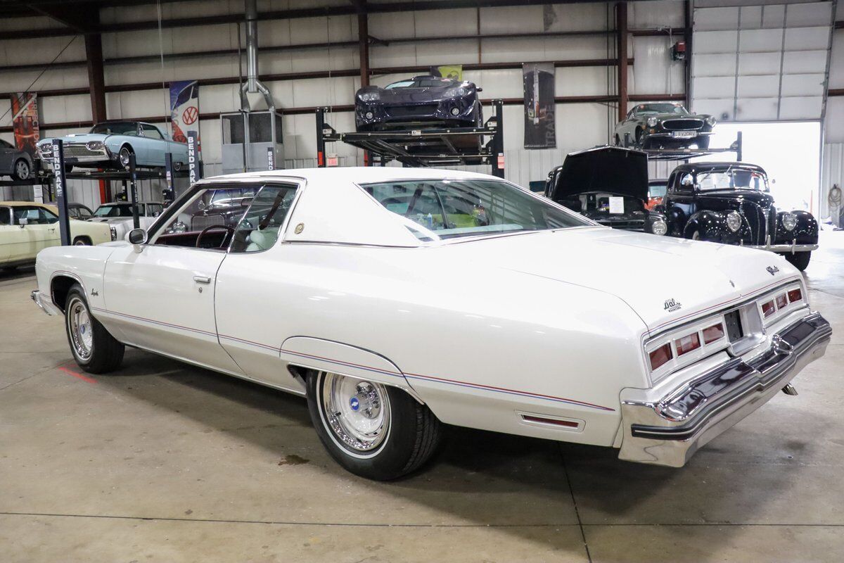 Chevrolet-Impala-Sport-Coupe-Coupe-1974-White-White-29060-5