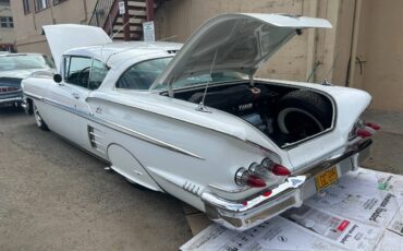 Chevrolet-Impala-coupe-1958-white-222089-3