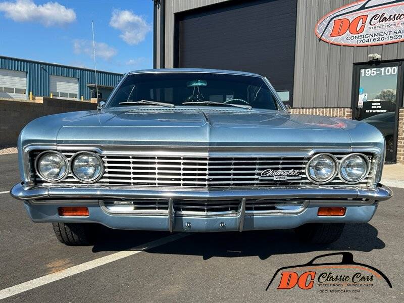 Chevrolet-Impala-hardtop-1966-black-184900-1