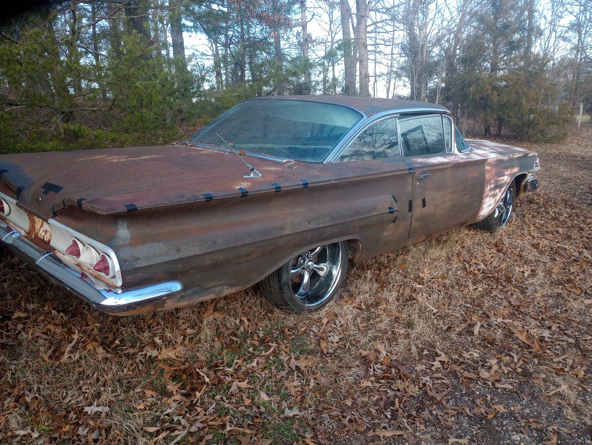 Chevrolet-Impala-lt-1960-white-112654-2