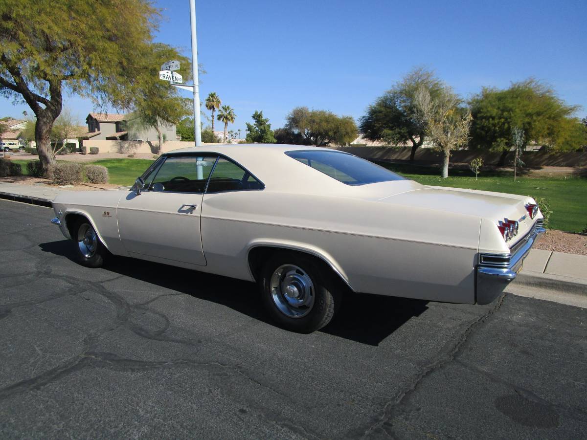 Chevrolet-Impala-ss-1965-115872-5