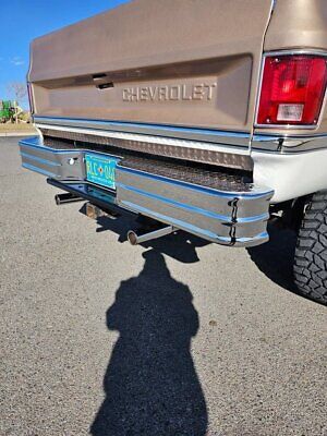 Chevrolet-K-10-Pickup-1985-Gold-Gray-209215-4