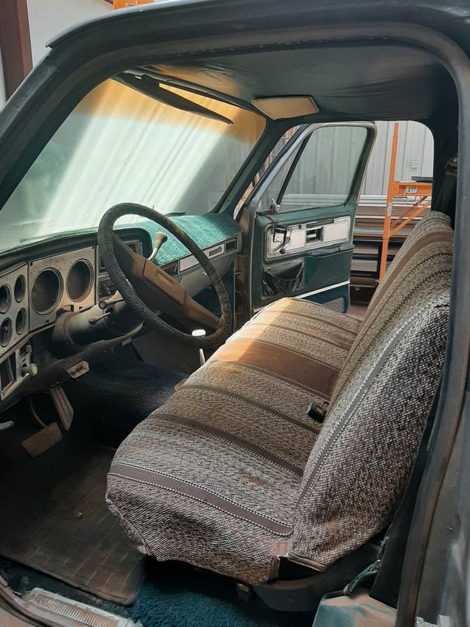 Chevrolet-K10-4x4-1978-silver-30577-14