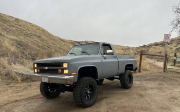 Chevrolet-K10-4x4-1984-140013