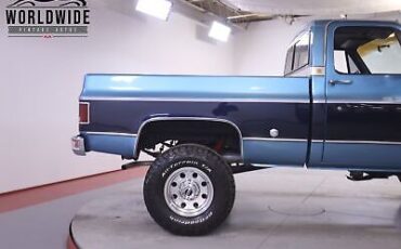 Chevrolet-K10-SILVERADO-1977-Other-Other-44173-8