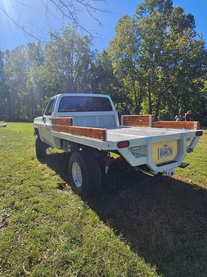 Chevrolet-K20-1977-white-1609-1