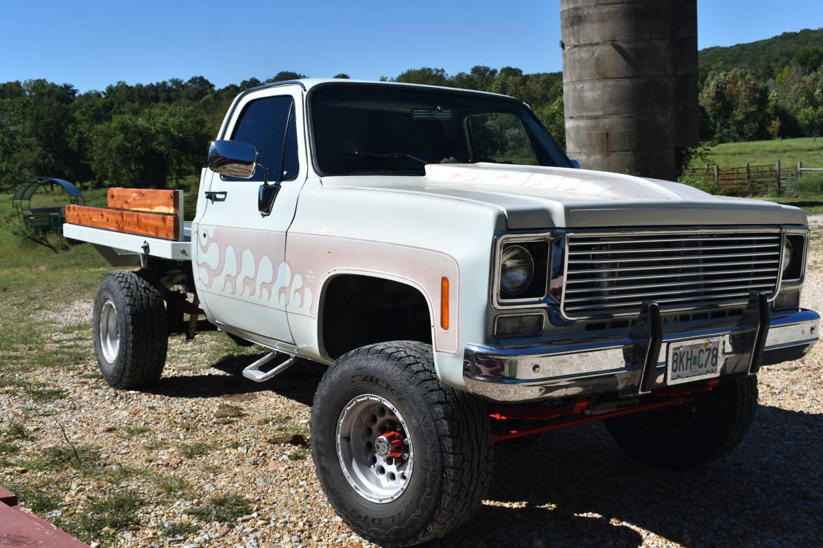 Chevrolet-K20-1977-white-1609-3