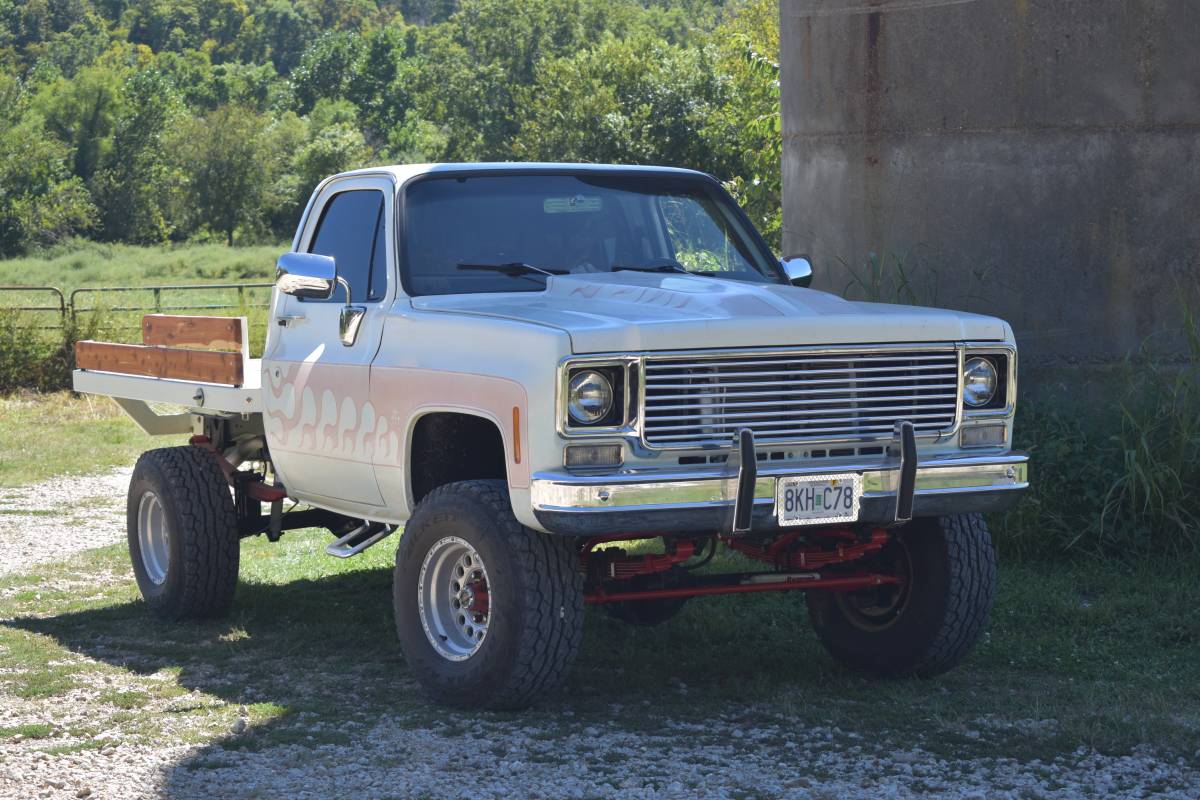 Chevrolet-K20-1977-white-1609-5