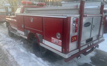 Chevrolet-K30-1982-red-21250-4