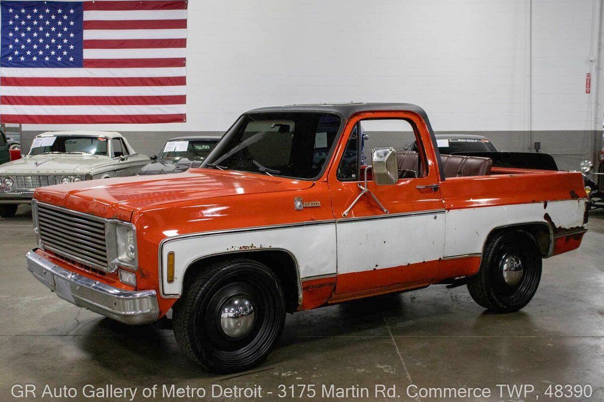 Chevrolet-K5-Blazer-1977-Orange-Brown-0-1