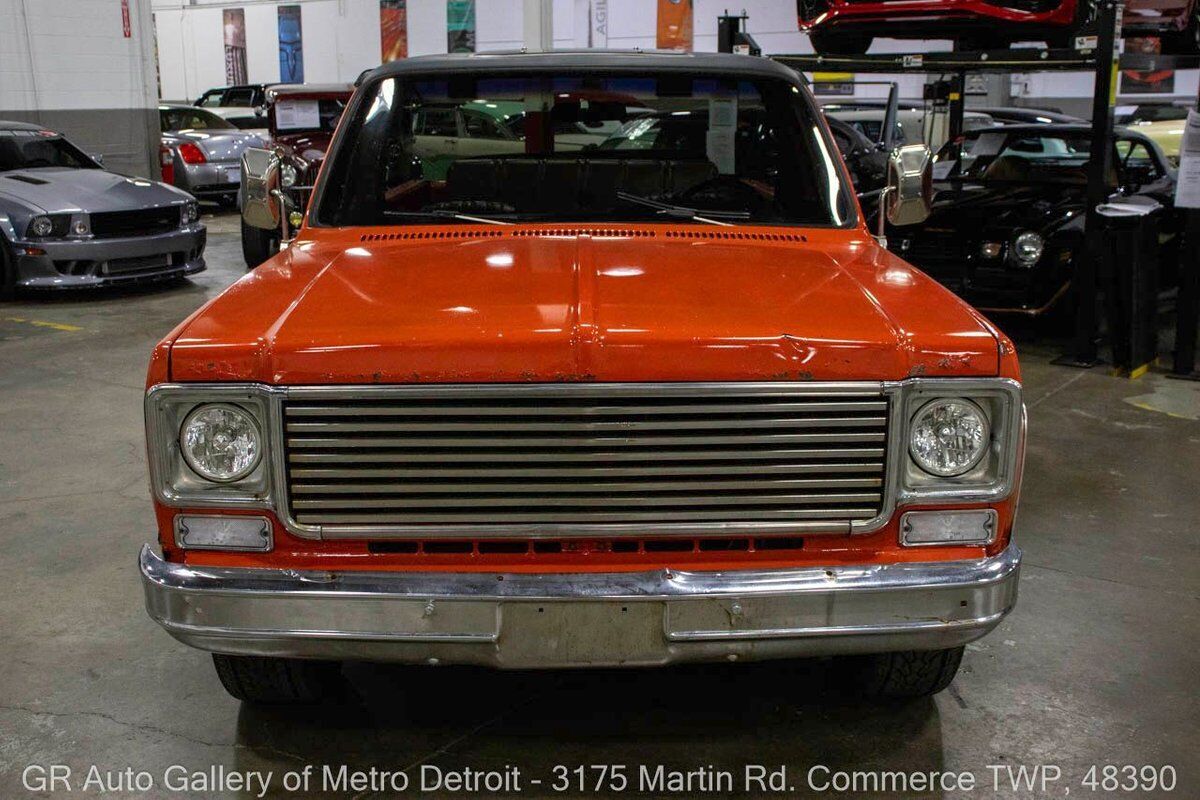 Chevrolet-K5-Blazer-1977-Orange-Brown-0-11