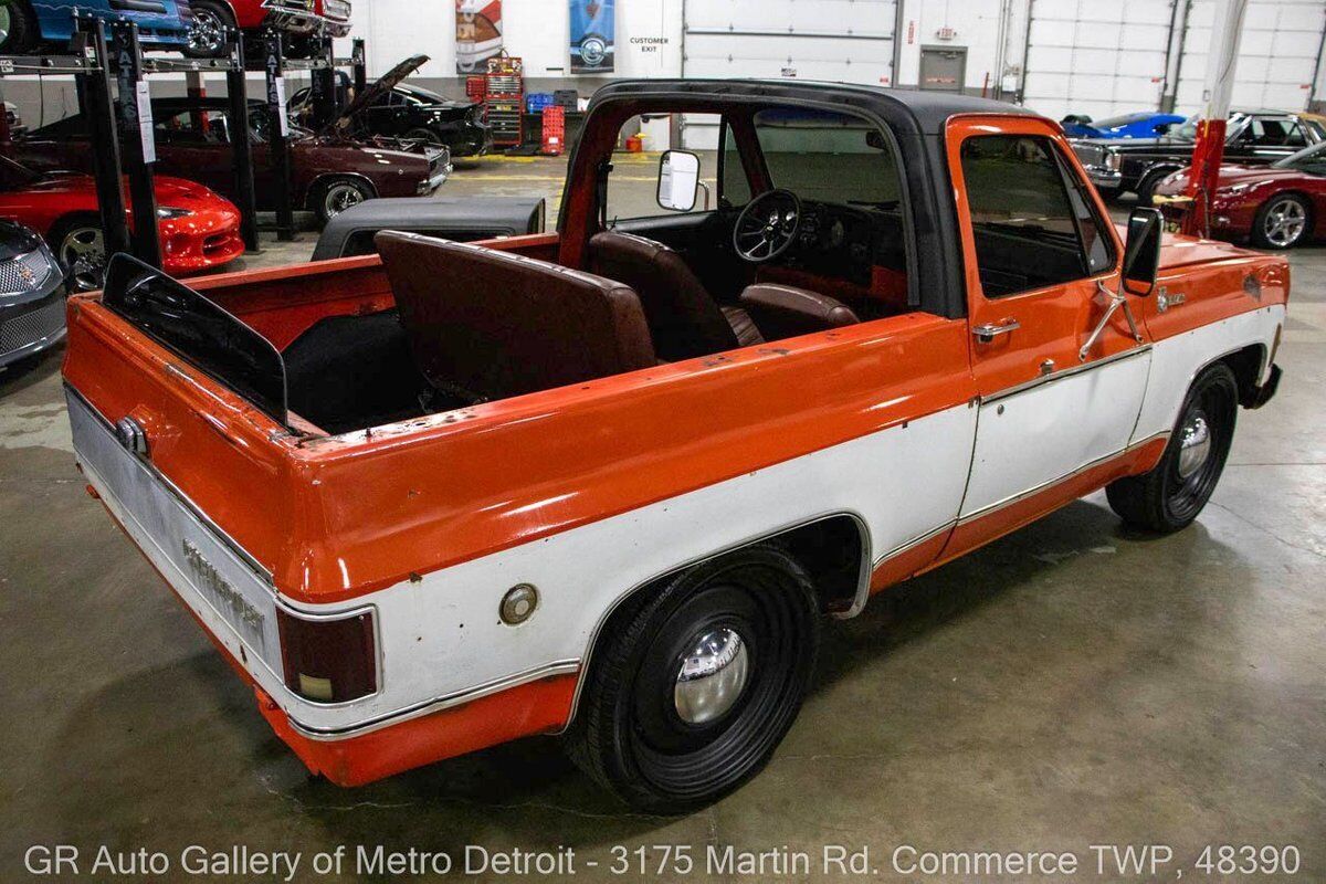 Chevrolet-K5-Blazer-1977-Orange-Brown-0-7