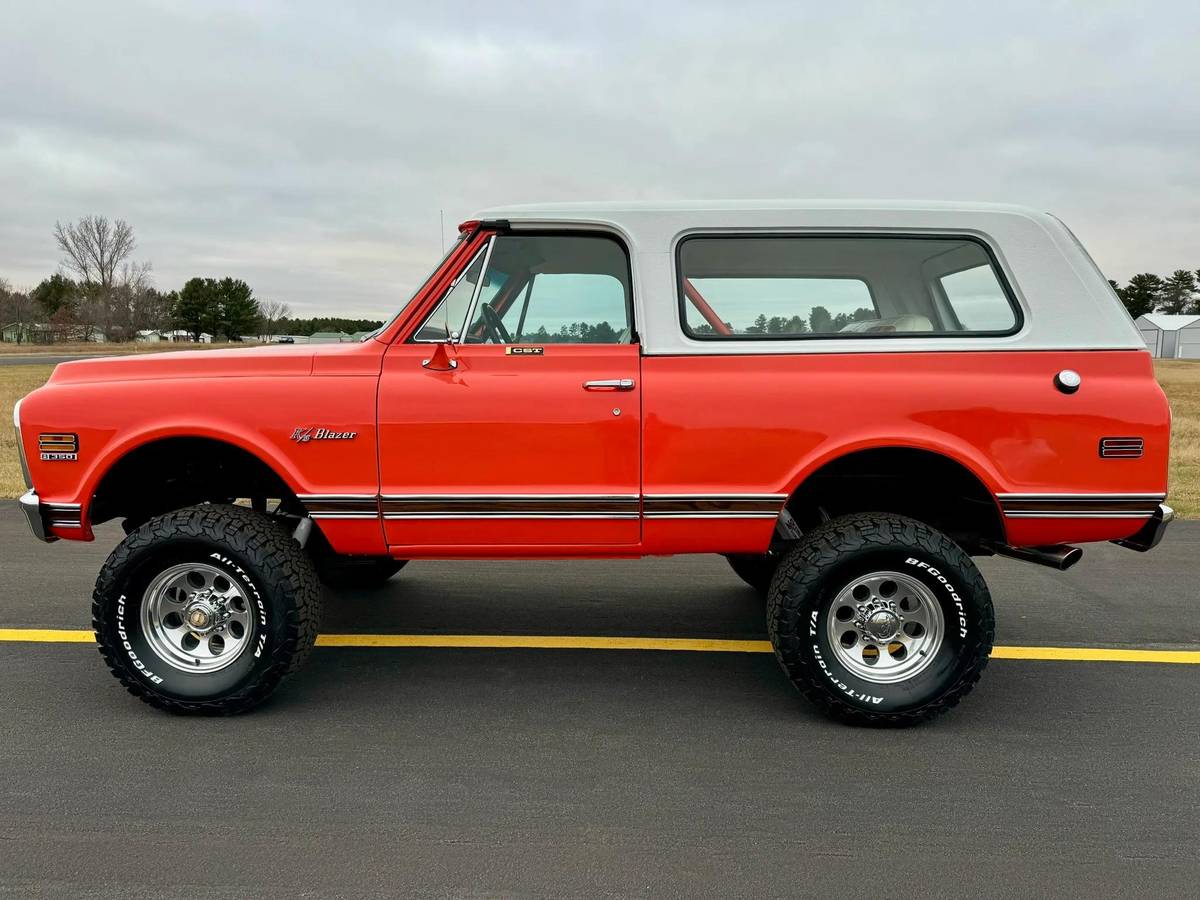 Chevrolet-K5-blazer-1972-64374