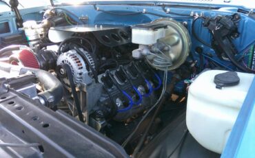 Chevrolet-K5-blazer-1983-blue-80-22