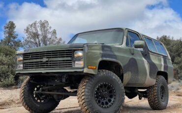 Chevrolet-K5-blazer-1985-green-136071