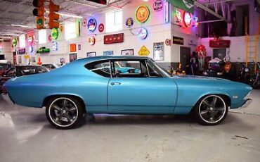 Chevrolet-Malibu-1968-Teal-Black-708-3