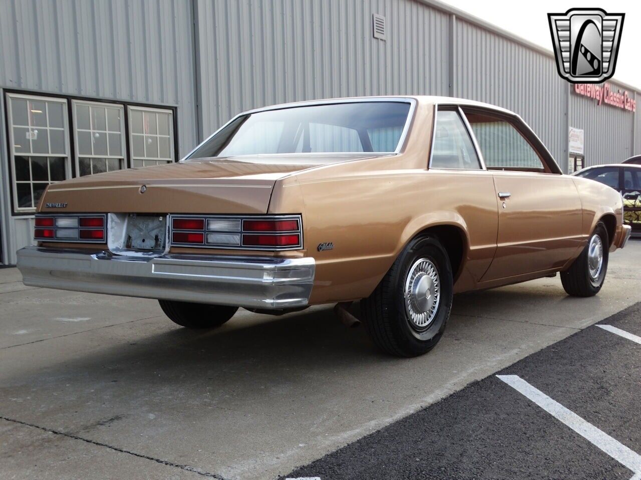 Chevrolet-Malibu-1980-Gold-Tan-65088-7