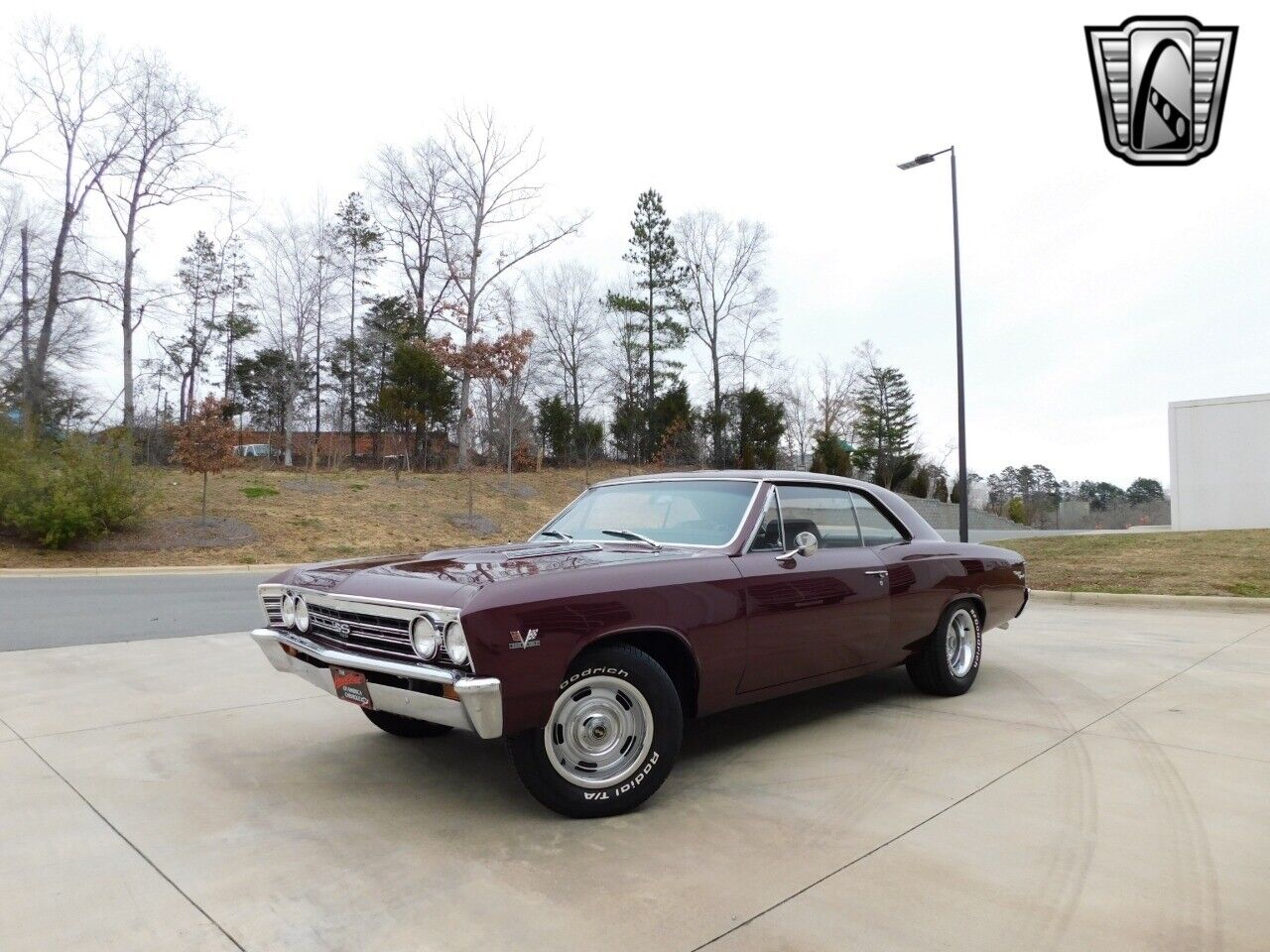 Chevrolet-Malibu-Coupe-1967-Maroon-Black-109368-2