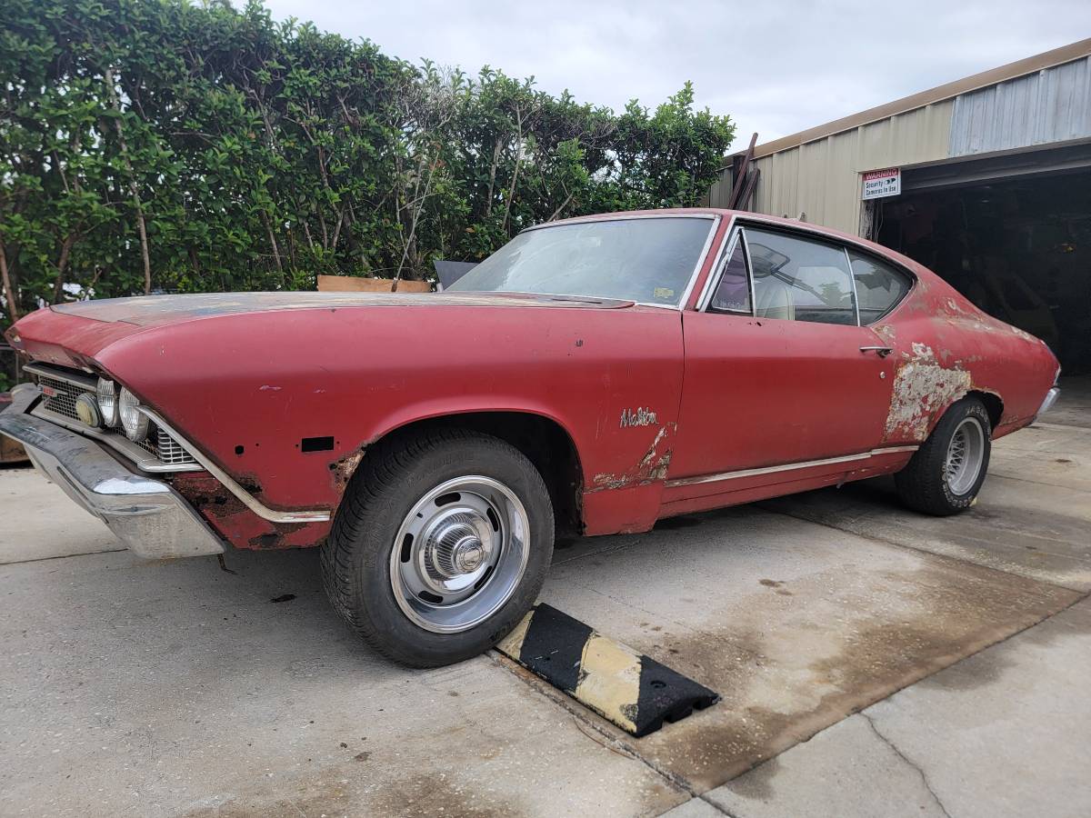 Chevrolet-Malibu-classic-1968-red-198-1