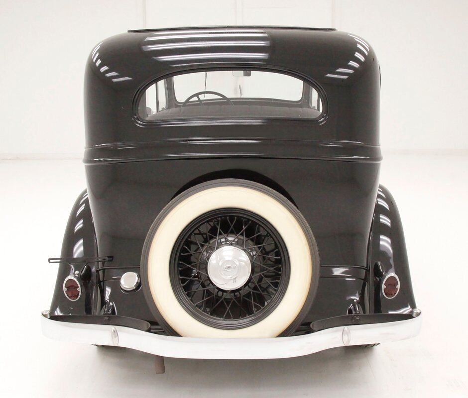 Chevrolet-Master-Berline-1933-Black-Gray-1148869-4