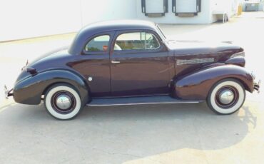 Chevrolet-Master-Deluxe-Coupe-1939-Red-Tan-82923-11