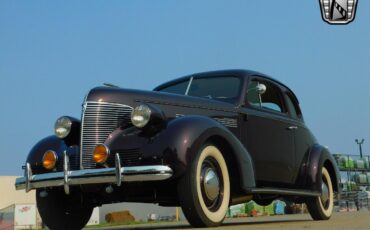 Chevrolet-Master-Deluxe-Coupe-1939-Red-Tan-82923-2