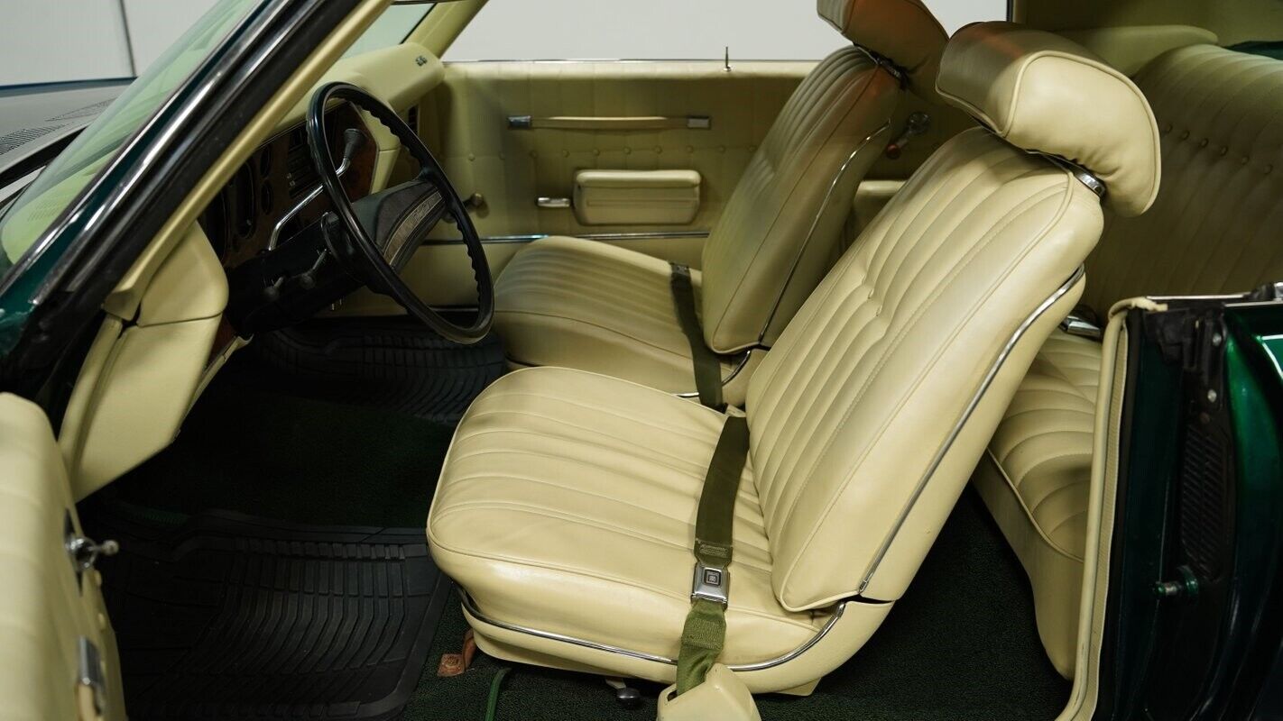 Chevrolet-Monte-Carlo-1971-Green-Ivory-61471-4