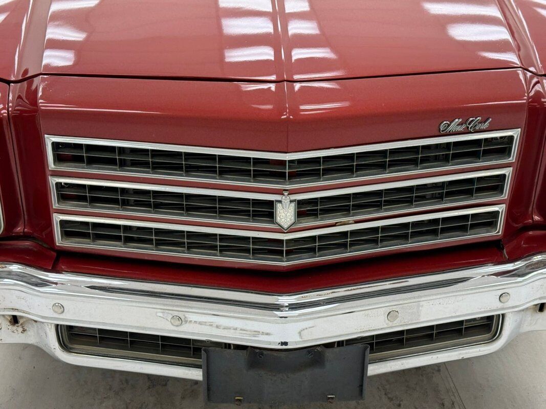 Chevrolet-Monte-Carlo-1976-Red-White-66186-8