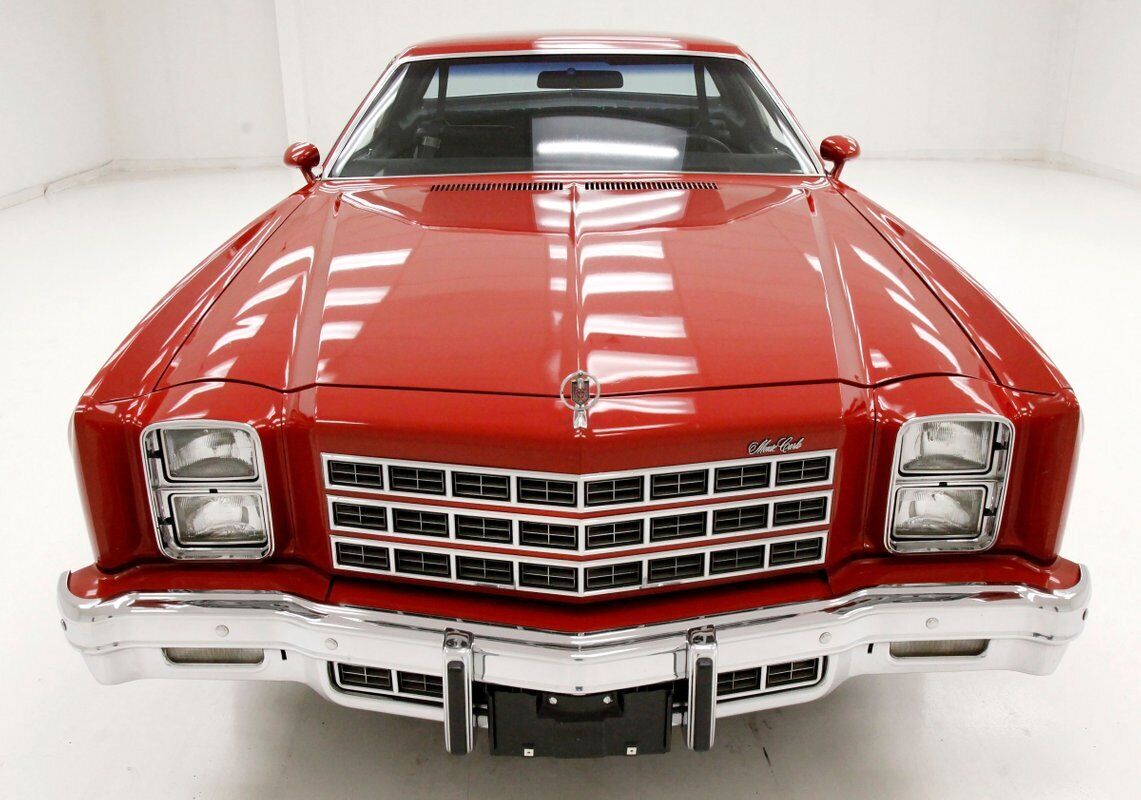 Chevrolet-Monte-Carlo-1977-Red-Black-93422-6