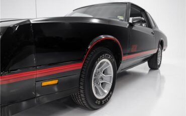 Chevrolet-Monte-Carlo-1987-Black-Gray-8436-11