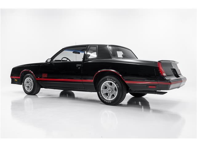 Chevrolet-Monte-Carlo-1987-Black-Gray-8436-22