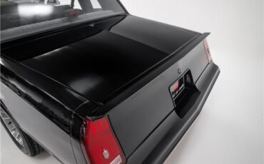 Chevrolet-Monte-Carlo-1987-Black-Gray-8436-28