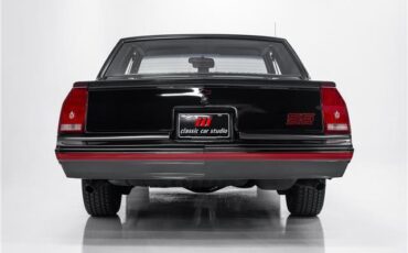 Chevrolet-Monte-Carlo-1987-Black-Gray-8436-32