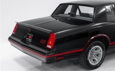 Chevrolet-Monte-Carlo-1987-Black-Gray-8436-36