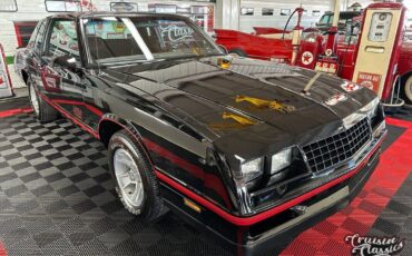 Chevrolet-Monte-Carlo-1988-Black-Maroon-7556-1