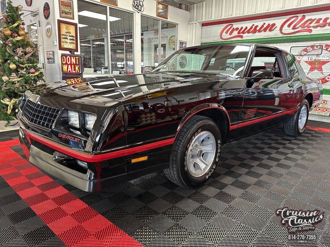 Chevrolet-Monte-Carlo-1988-Black-Maroon-7556-11