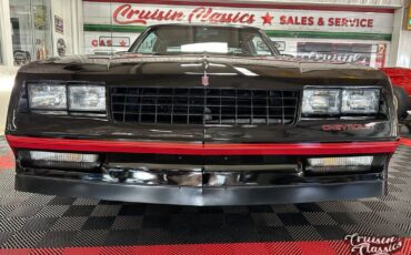 Chevrolet-Monte-Carlo-1988-Black-Maroon-7556-6