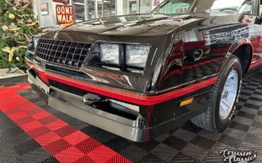 Chevrolet-Monte-Carlo-1988-Black-Maroon-7556-8