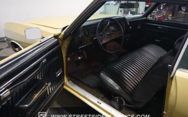 Chevrolet-Monte-Carlo-Coupe-1970-Gold-Black-480-4