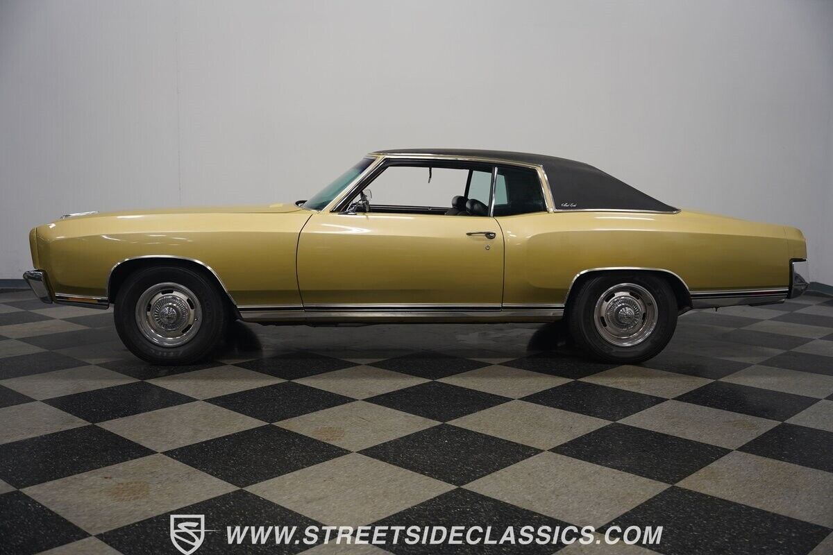 Chevrolet-Monte-Carlo-Coupe-1970-Gold-Black-480-8