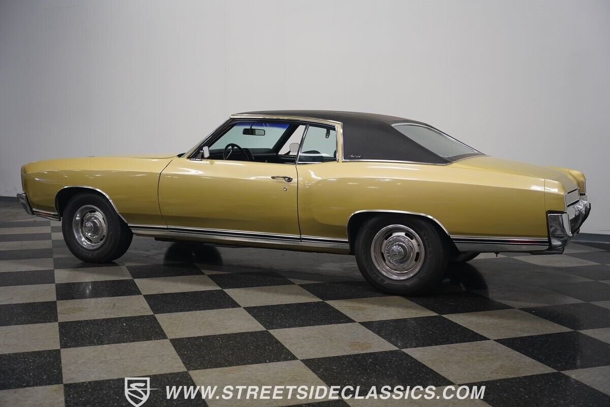 Chevrolet-Monte-Carlo-Coupe-1970-Gold-Black-480-9