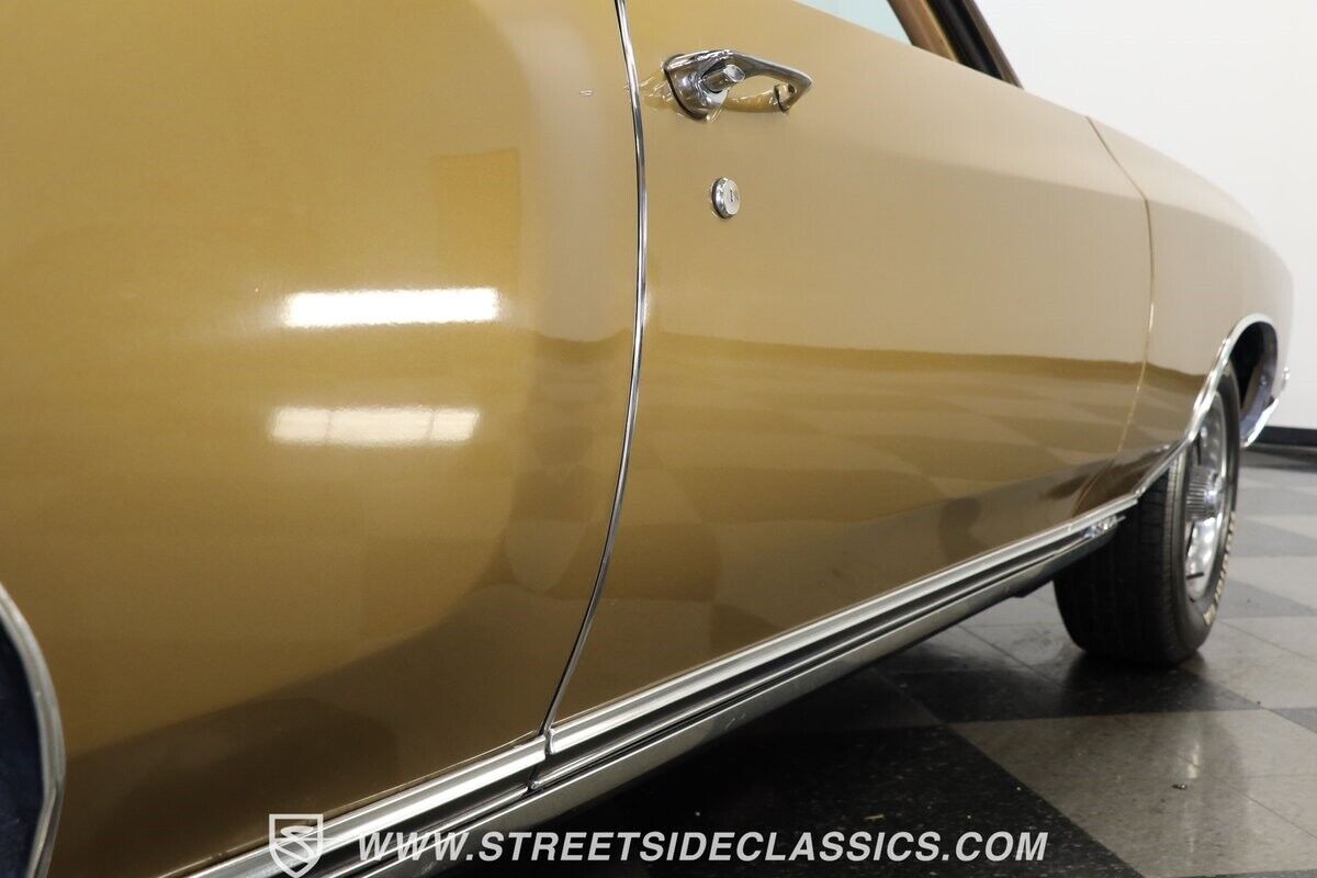 Chevrolet-Monte-Carlo-Coupe-1970-Gold-Saddle-55804-26